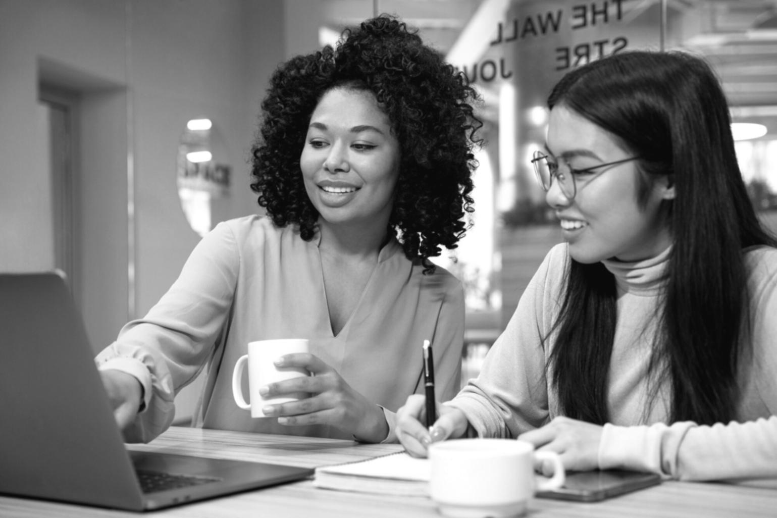 Interactive learning environment with financial planning tools